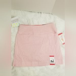 A cute strechy sports skirt